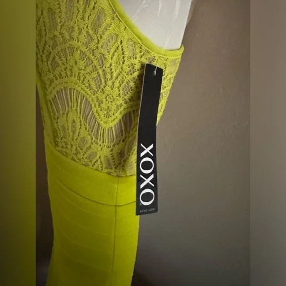 XOXO dress - Picture 5 of 9